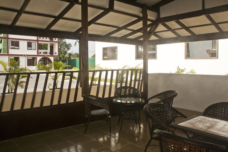 Consir Executive Lodge Accra Ngoại thất bức ảnh