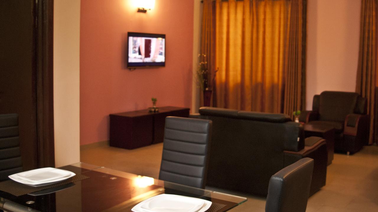 Consir Executive Lodge Accra Ngoại thất bức ảnh