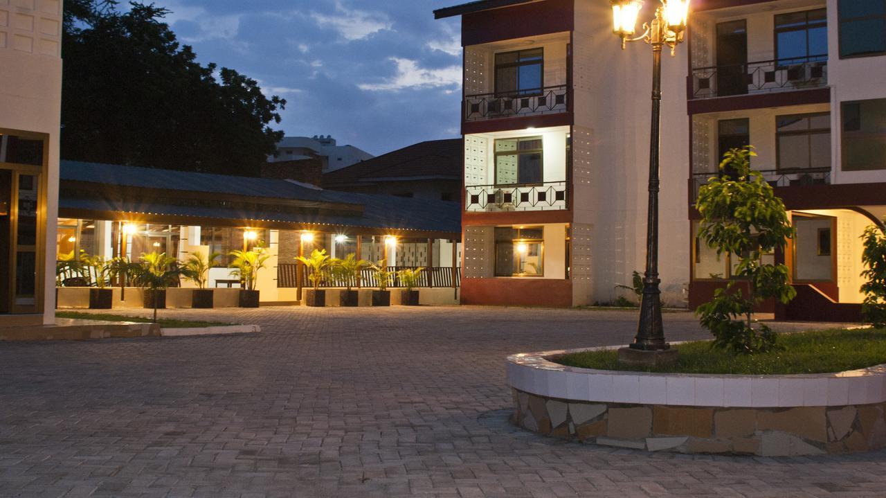 Consir Executive Lodge Accra Ngoại thất bức ảnh